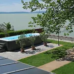 Granit - Freshly Renovated بيت ضيافة بالاتونسزارسكو