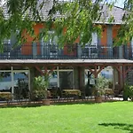 Pensionat Granit - Freshly Renovated Balatonszarszo