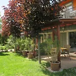 Pensionat Granit - Freshly Renovated 3*