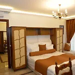 Granit - Freshly Renovated بالاتونسزارسكو