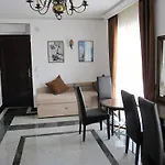 بيت ضيافة Granit - Freshly Renovated بالاتونسزارسكو