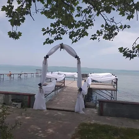 Gæstehus Granit Balatonszarszo