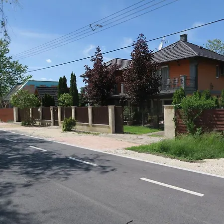 Affittacamere Gránit Balatonszarszo