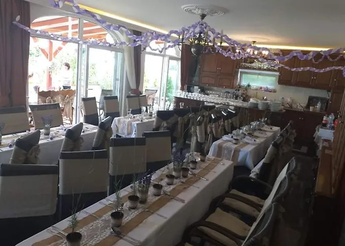 Penzion Gránit - Freshly Renovated 3*