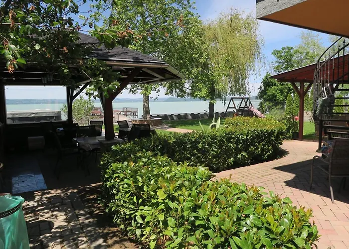 Granit - Freshly Renovated באלאטונסארסו