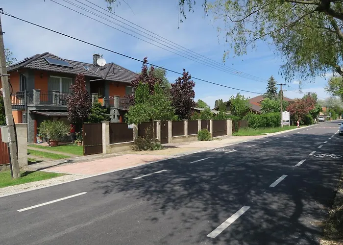 ゲストハウス Granit - Freshly Renovated バラトンサールソー