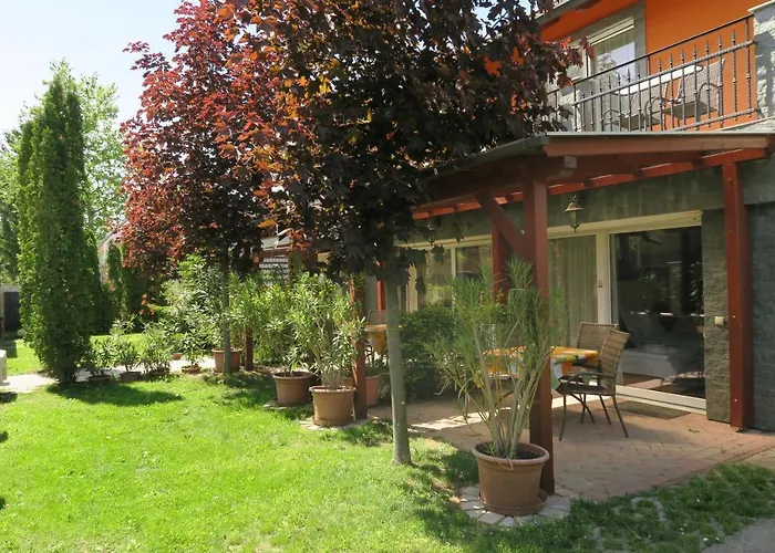 ゲストハウス Granit - Freshly Renovated 3*