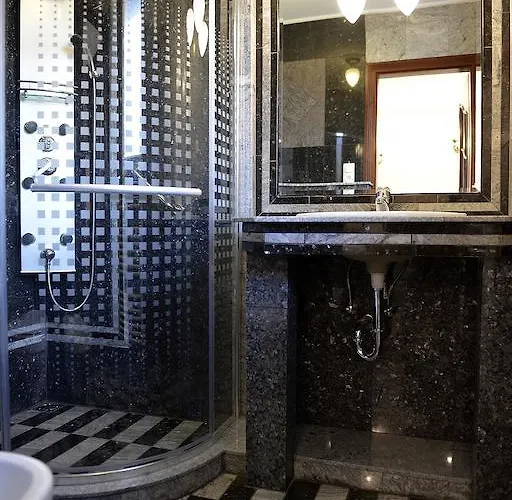 Granit - Freshly Renovated באלאטונסארסו